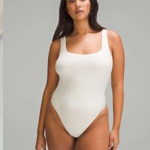 Lululemon Wundermost Ultra-Soft Nulu Square-Neck Sleeveless Bodysuit
